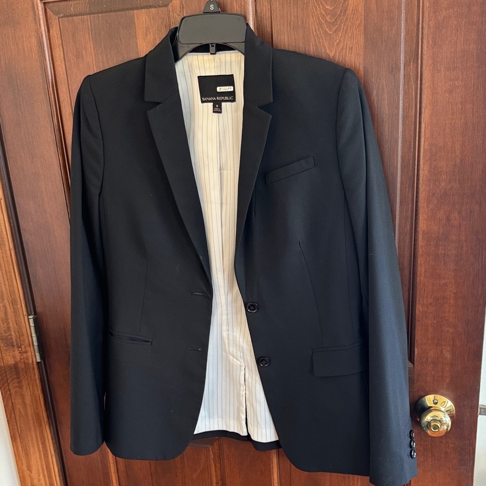 Banana Republic Men's Classic Black Blazer